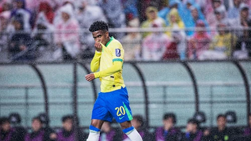 国际队：埃斯特瓦奥·威廉为巴西队大放异彩