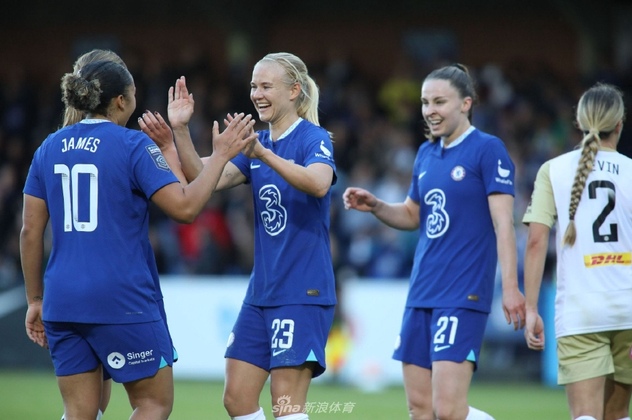 切尔西女足战术革新——从海耶斯时代到新时代的传承与突破