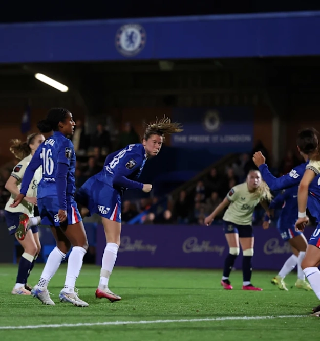 切尔西女足34场不败纪录终结！埃弗顿爆冷获胜，博姆帕斯托尔遭遇WSL首败