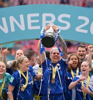 官方认证！切尔西女足卫冕之路揭幕：足总杯第四轮主场迎战水晶宫！