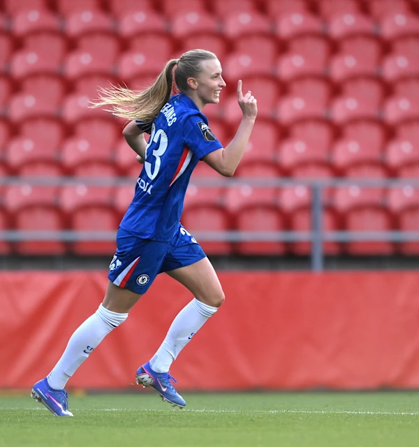 难免遗憾！切尔西女足大胜中折损大将，博帕斯托谈比弗-琼斯伤情与冬歇期调整