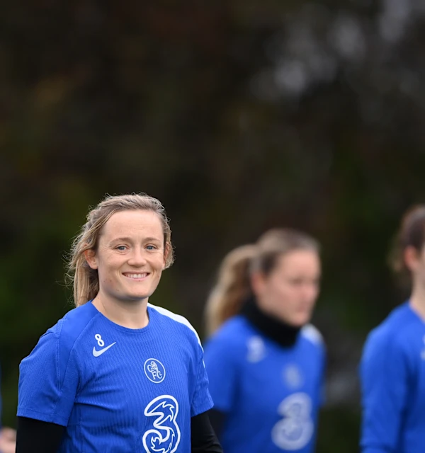  绝了！欧冠八强+联赛第二！切尔西女足赴葡萄牙秘密冬训，魔鬼赛程前最后冲刺！