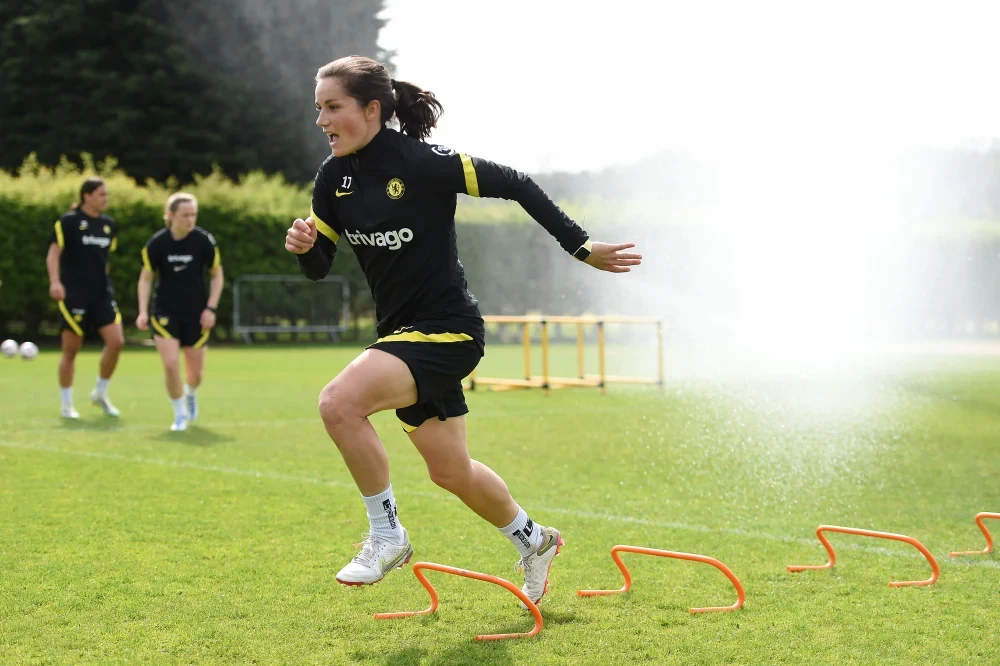 切尔西女足9-1狂胜利物浦技术分析：效率超群的华丽进攻是如何炼成的？